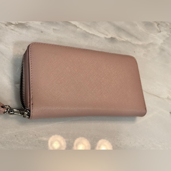 Steve Madden Elegant Tan Women's Clutch wallet 8x4in no callouts - Picture 2 of 14